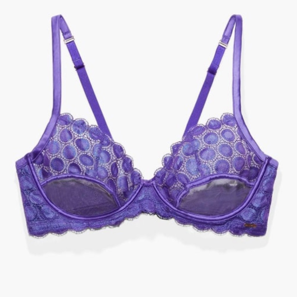Savage bralette